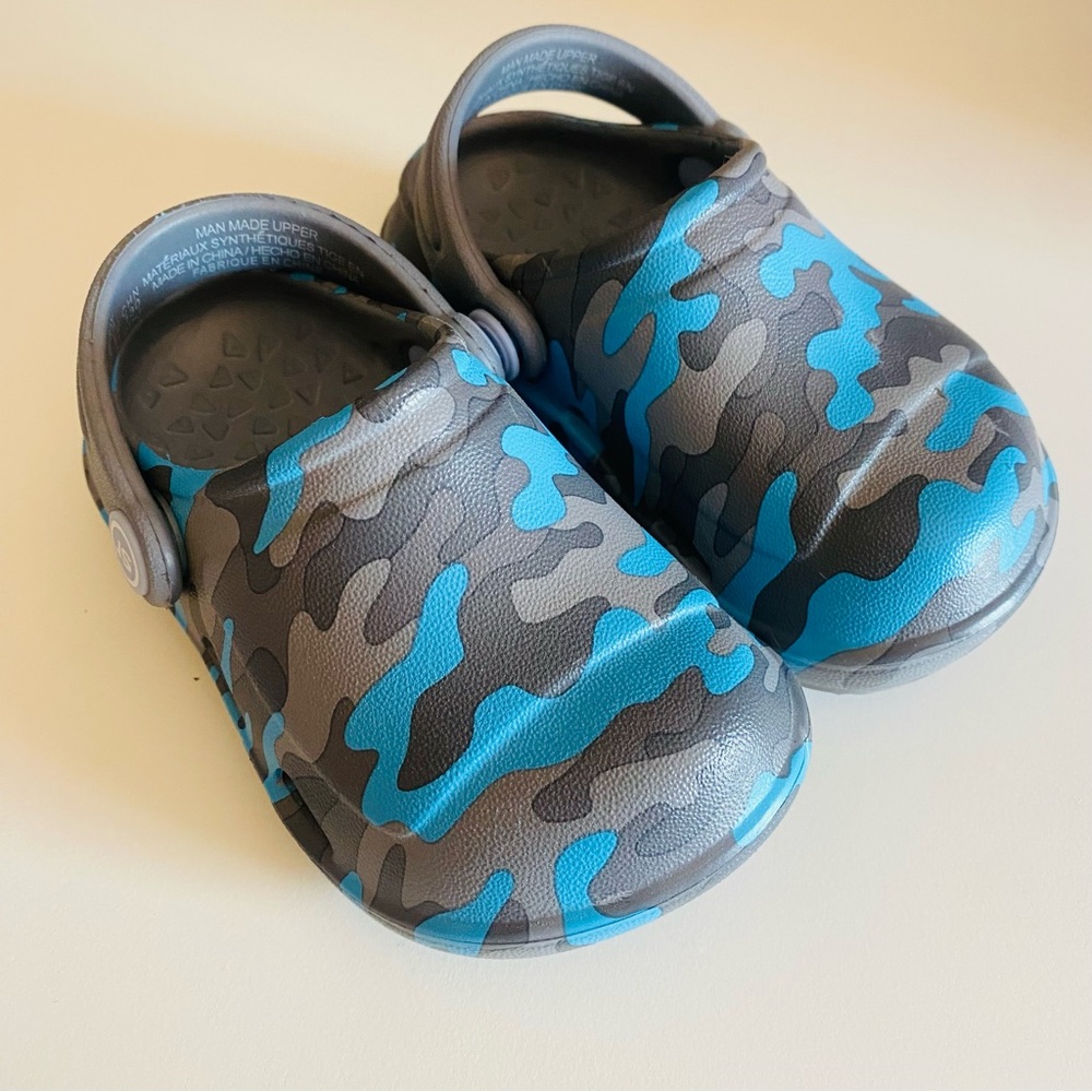 Stride Rite Camo Clog